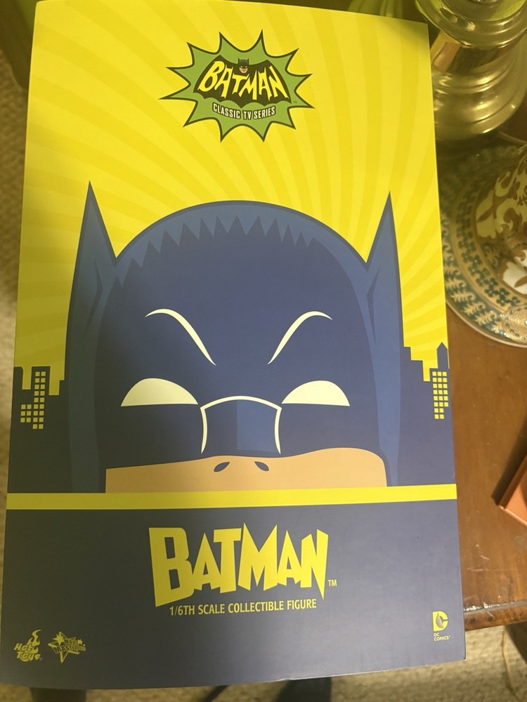 Hot Toys Batman 1966 Classic TV Adam West MMS218