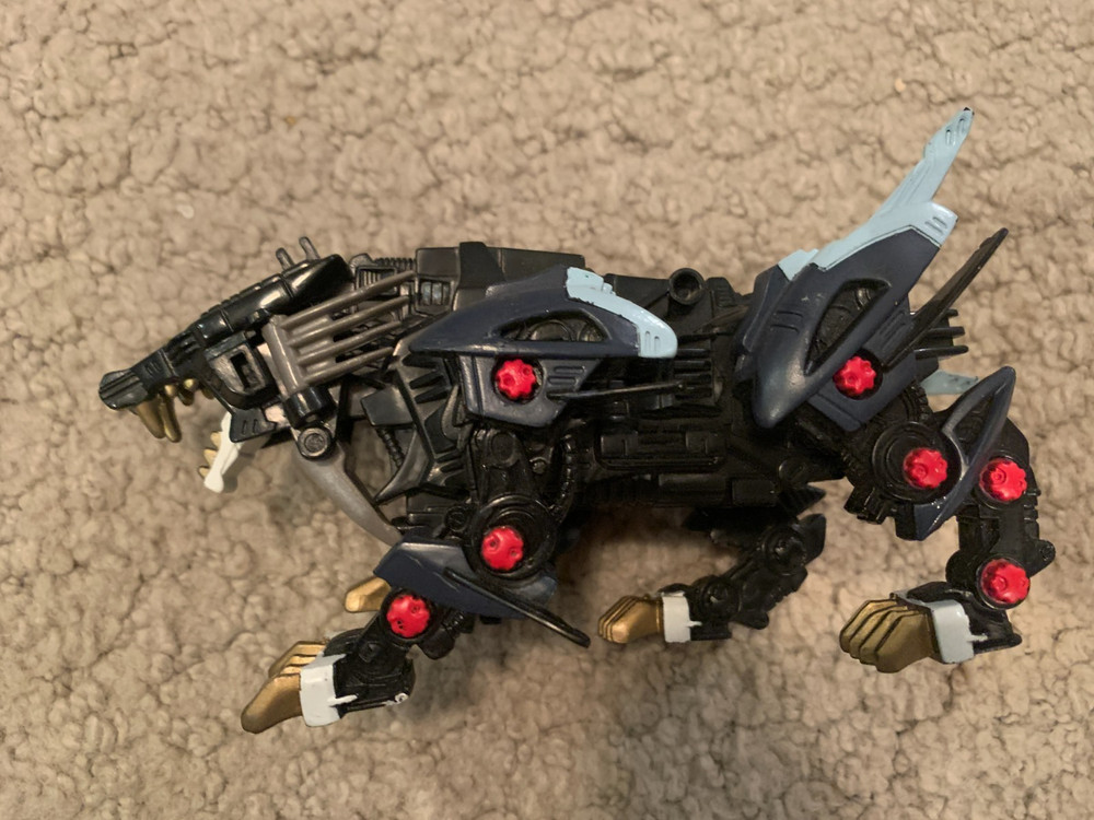 Vintage 2002 Zoids Black Liger Zero Action Figure Robot Lion Tiger