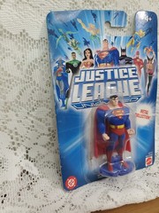 JUSTICE LEAGUE UNLIMITED SUPERMAN MINI-FIGURE IN BOX