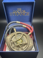Marvel Doctor Strange Eye Of Agamotto ( 2017 ) Reproduction Prop W|COA