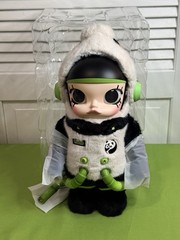 POPMART MEGA SPACE MOLLY 400% PANDA Limited Edition Collectible Figure