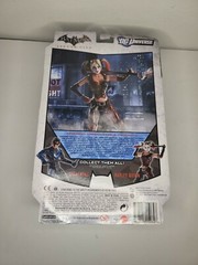 DC Universe Batman Arkham City Legacy Edition Harley Quinn Figure w/poster, NEW