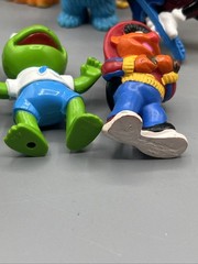 Lot 14 Vintage Character Figurines Sesame Street Disney Garfield Raisin PVC Toys
