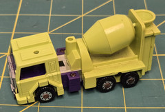 1984 Transformers G1 Constructicon Devastator Mixmaster Vintage