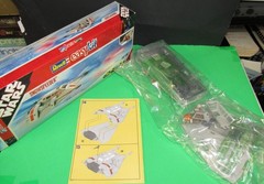 REVELL EASY-KIT 06661 SNOWSPEEDER STAR WARS NEW IN BOX PLASTIC MODEL KIT