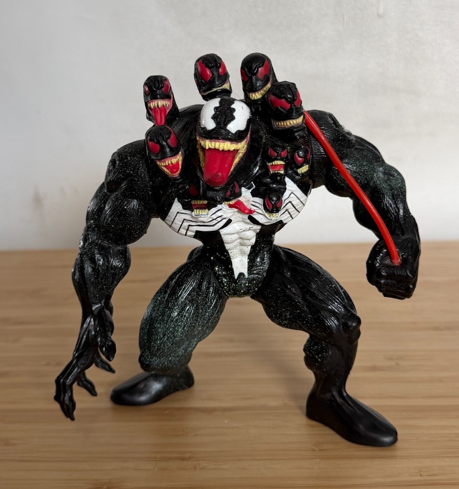 Vintage 1996 Toy Biz Marvel Spider-Man “Venom The Madness” Action Figure Toy