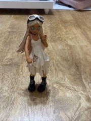 Pop Mart Peach Riot Rise Up Series Collectible Figure Poppy Baddie On Bass