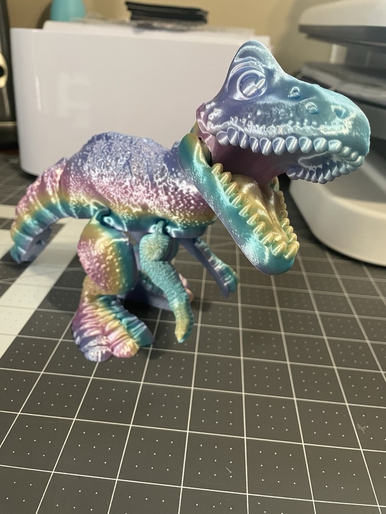 3D printed Dinosaur Everything Moves On It