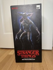 ThreeZero Stranger Things Demogorgon 1/6 Scale 16” Figure READ