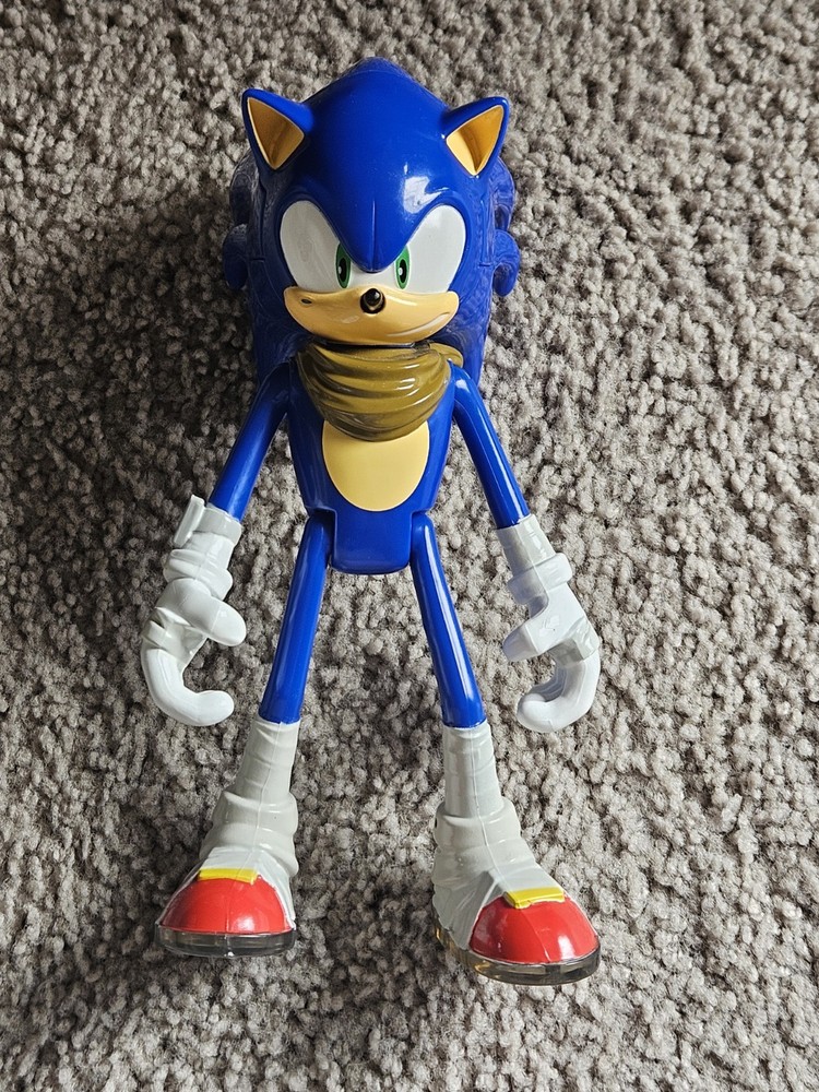 RUNNING SONIC THE HEDGEHOG LIGHT & SOUND SONIC BOOM TOMY SEGA 17CM ACTION FIGURE