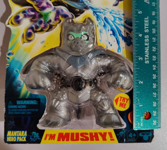 Heroes of Goo Jit Zu Deep Goo Sea Mantara Hero Pack Water Blast Attack
