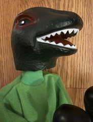 Vintage Rojus Komodo Dragon Lizard Punchosaurus Godzilla Boxing Punching Puppet