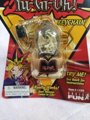 Yu-Gi-Oh! Series 1 Duel Monster Spin Keychain Blue-Eyes White Dragon 1996 – NEW