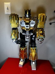 TRANSFORMING ROBOT SAMS CLUB MEMBER’S MARK HUGE 23″ GOLDTONE TO BLUE TOY TESTED