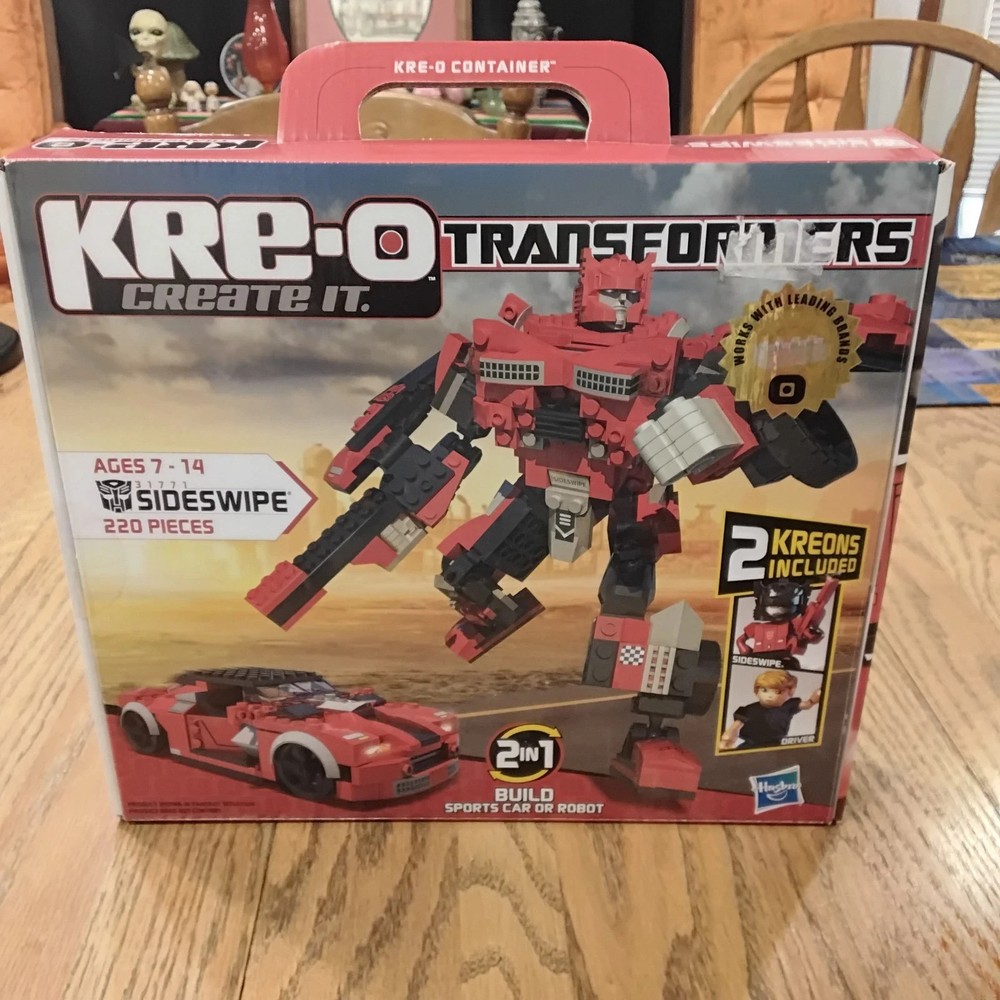 KRE-O Transformers Sideswipe 220 Pieces 31771 New KREO SEALED