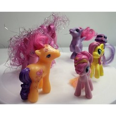 Hasbro My Little Pony Unicorn Figures Multicolored G4 Brushable Hair Lot of 7