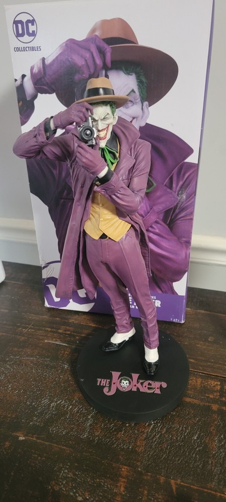DC Designer Series The Joker by Brian Bolland 1/6 Scale Statue AP25/5000