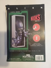 CULTUREFLY CULTURE FLY BOOKS ALIEN ALIENS VINYL BOOK NOOK XENOMORPH FIGURE NEW