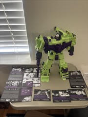 Transformers Studio Series 86 Constructicon Devastator Set 6 Figures