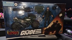 MISB Hasbro Cobra Island GIJoe Classified Alvin “Breaker” Kibbey with RAM Cycle