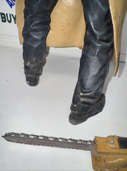McFarlane Toys The Texas Chainsaw Massacre Leatherface 18 inch Action Figure