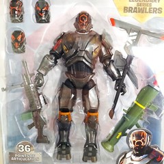New FORTNITE The Scientist BRAWLERS 7″ ACTION FIGURE WEAPONS Jazwares, sealed