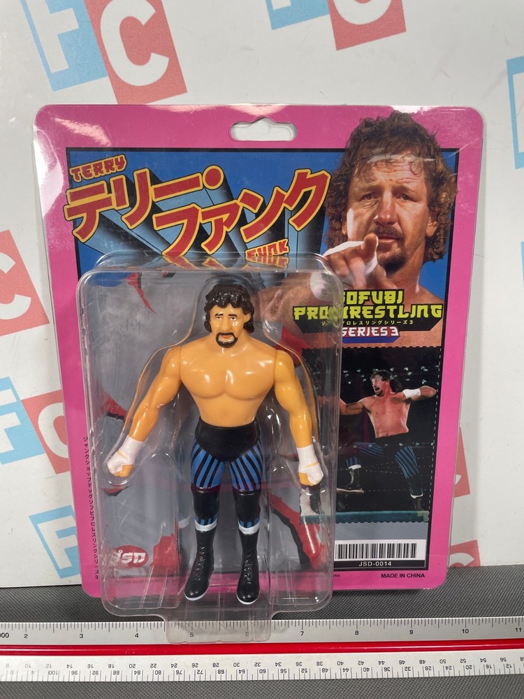 Junk Shop Dog Sofubi WWE Pro Wrestling Series 2 Terry Funk Figure Junkshop Dog J
