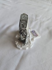 STAR WARS SAGA | Hasbro Die Cast Titanium Series Original AT-AT w/STAND