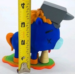 MGA Entertainment R.I.P. Rainbows in Pieces Gnarly Messed Up Unicorn Character
