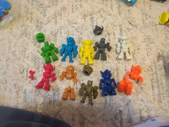 Kid Connection Robot Transporter Mini Robots 10 Pieces, Toddler Toys