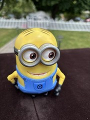 Universal Studios Thinkway Toys Minions Despicable Me Stuart Bob Dave Kevin?