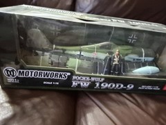 21st century toys 1:18 scale Motor Works 1/18 Fw-190D-9 WWII Vintage New In Box