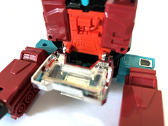 “Transformers” Perceptor – Autobot Scientist Microscope, G1 (not reissue)