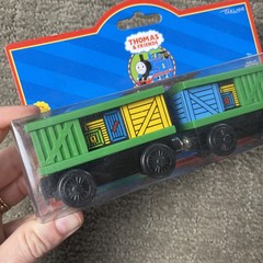 Thomas & Friends Wooden Railway Train Box Cars 2001 Doors Slide New!