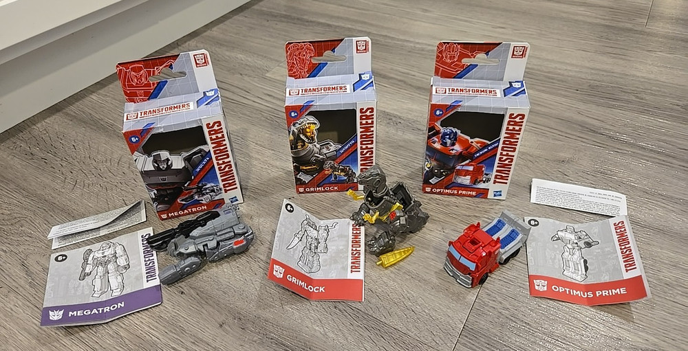 3 NEW IN BOX Hasbro Transformers Optimus Prime Grimlock Megatron FIGURES