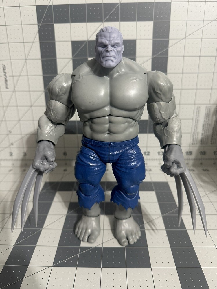 3D Printed – 1/12 Weapon “H” Closed Hand Claws SET ONLY!! Marvel Legends Scale