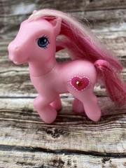 My Little Pony Jewel Pony Pink Valenshy G3 Hasbro 2004 Pink and White Mane