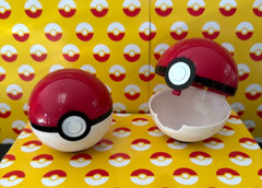 TWO Pokeballs Pokemon Cosplay – Ash Ketchum- Pokémon Prop Costume – Open & Close