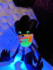 Shin Shadow Large 8″ tall, 13″ long Articulated Fidget toy glow in the dark