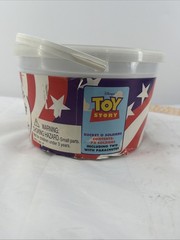 VINTAGE 1995 Thinkway Toy Story Bucket O Soldiers Green Army Men