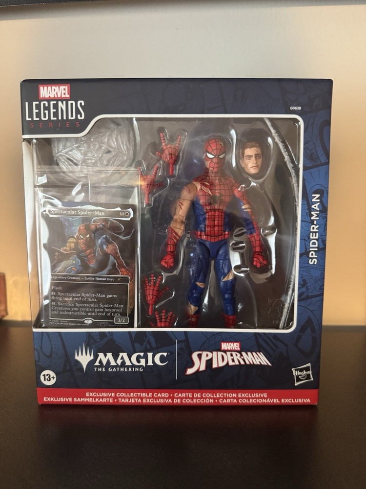 Spider-Man Marvel Legends Magic: The Gathering MTG Battle-Damaged NEW IN-HAND