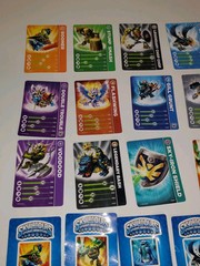 SKYLANDERS Spyro’s Adventure 21 Figures 22 Cards 15 Stickers Carry Case Bag Lot