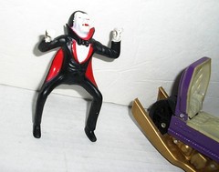 Vintage 1978 Ideal Scare Cycles Dragucycle Dracucycle w/ Dracula Figure RARE