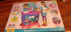 Disney Junior DOC McStuffins Pet Vet Deluxe Get Better Checkup Center Brand New