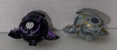 Bakugan Deka Darkus Saurus 250G & Saurus Haos Gray 450G