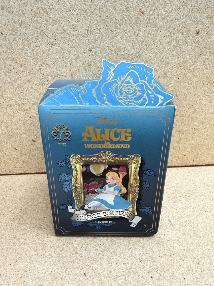 ⚡️ Disney MINISO Alice in Wonderland Surprise Blind Box Figure NEW ⚡️