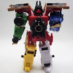 Bandai Power Rangers Super Megaforce Legendary Megazord Complete