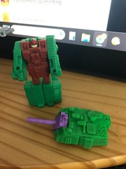 Complete Transformers G1 Pretender Bludgeon Resin Reproduction Accessory Lot