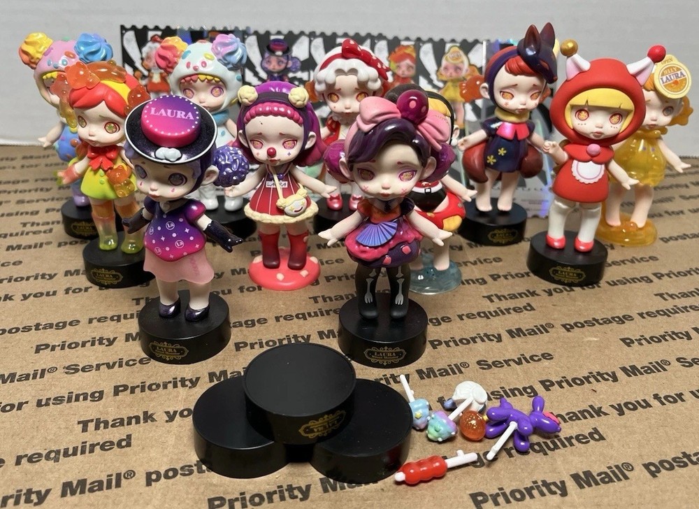 LAURA ART x TOYCITY Sweet Monster Authentic Giant Lot