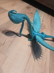 How to Train Your Dragon SCAULDRON Water Squirter Figure 2013 Defenders of Berk